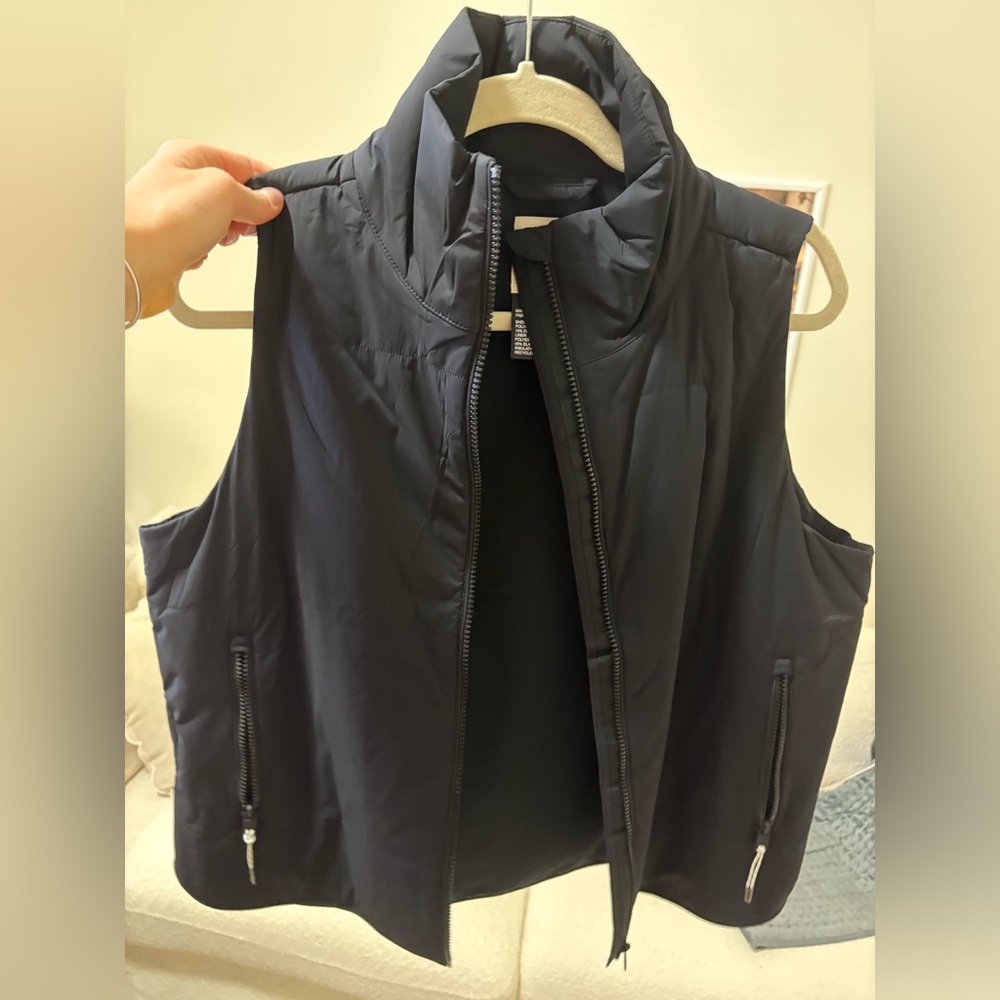 Vuori Black Canyon Insulated Vest